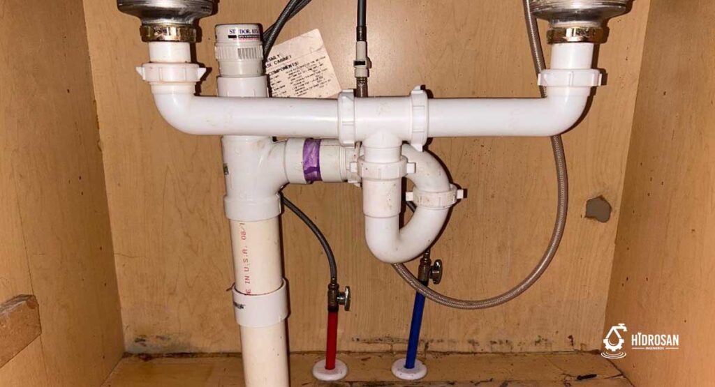Verifica la conexión de agua